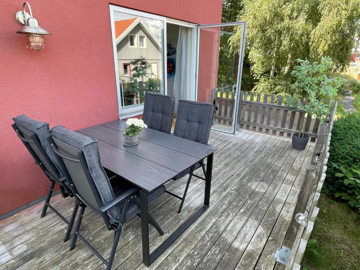 Appartamento Bjoerkoe, Laegenhet Naera Bad Och Goeteborg Esterno foto